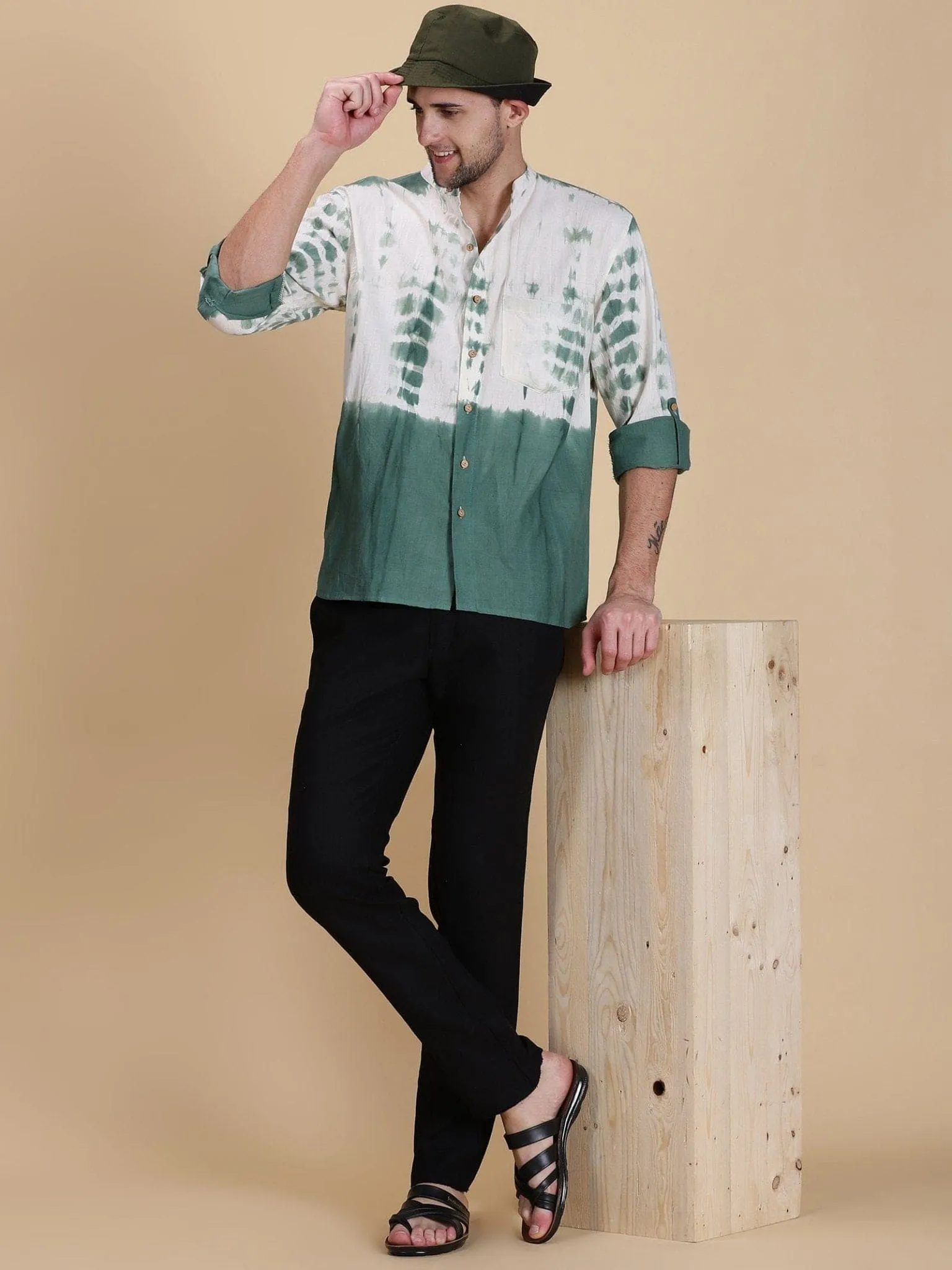 Bottle Green Men Tie Dye Cotton Shirt
