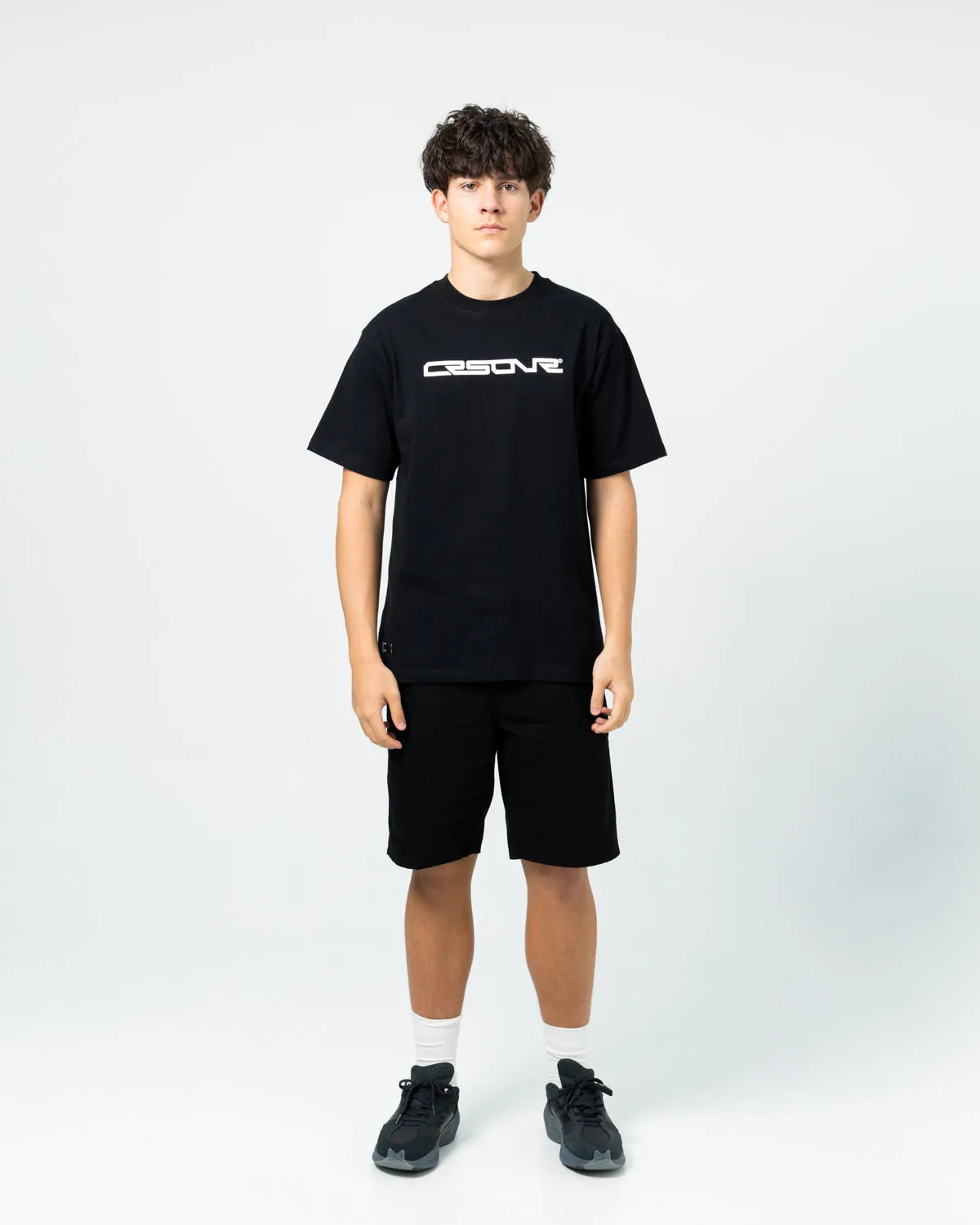 CROSSOVER x mo'des "Studio 4" Tee | Black