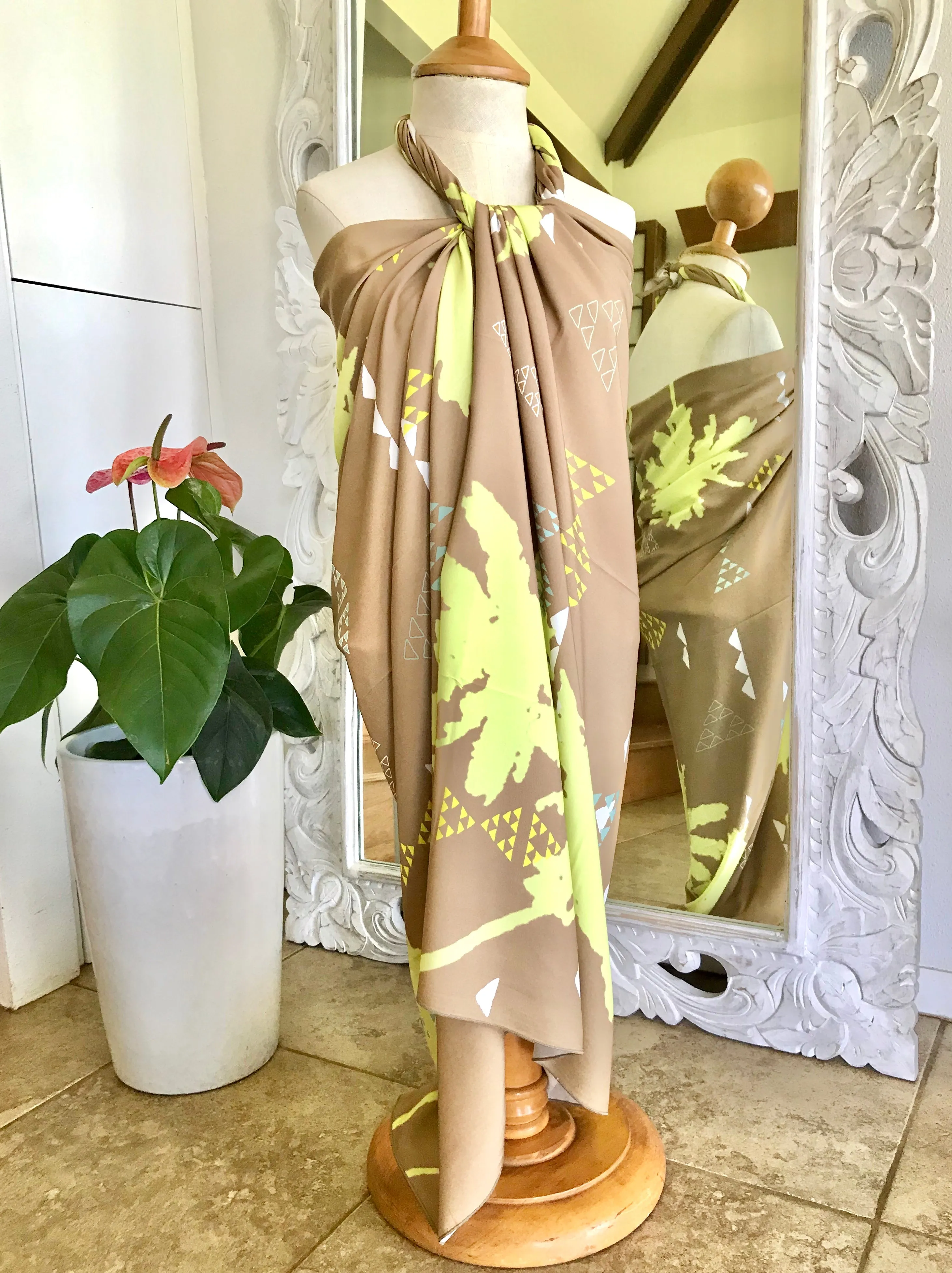 ECO BAMBOO PAREO - PALM TREE Mocha- FULL SIZE