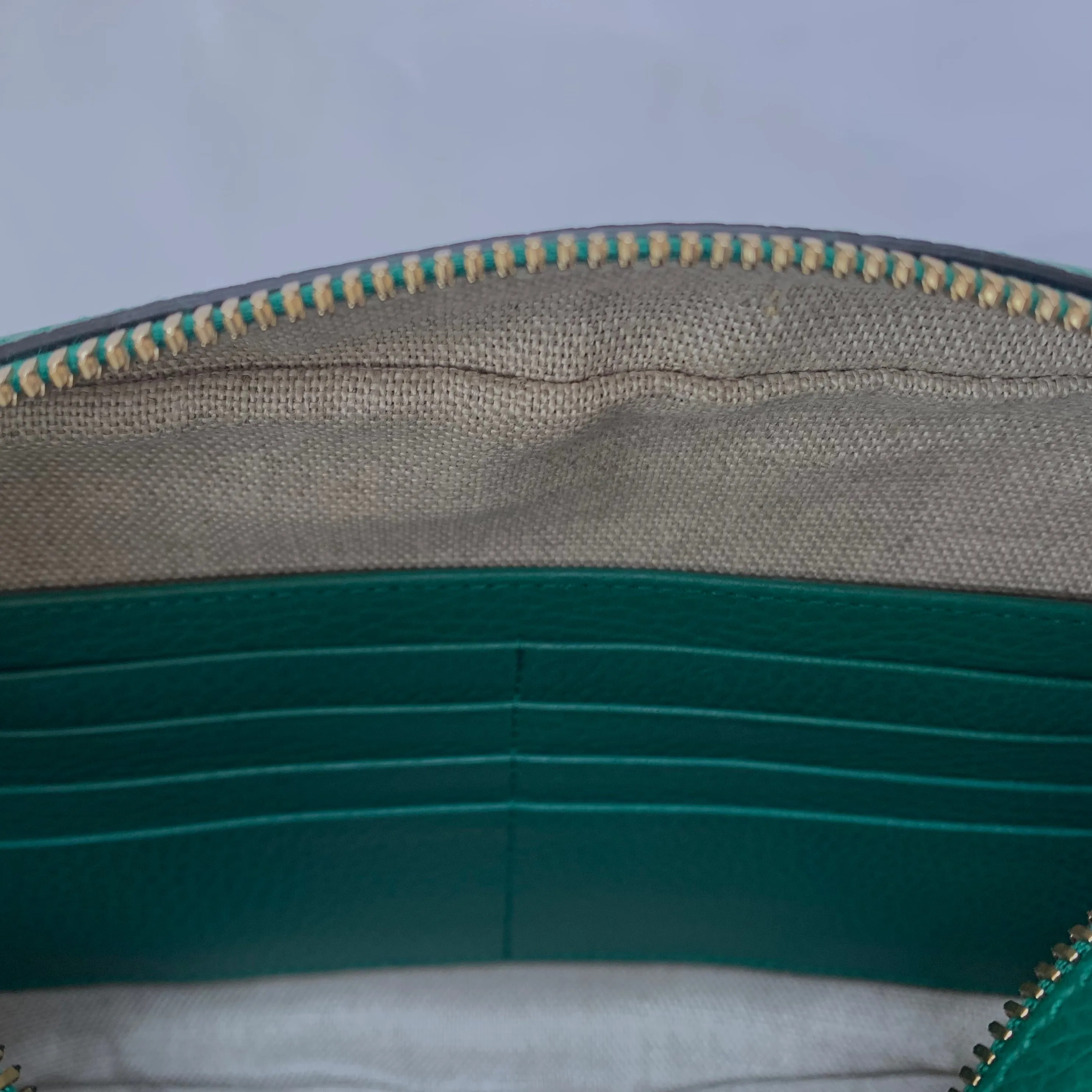Gucci Canvas Supreme Camera Bag Emerald Green