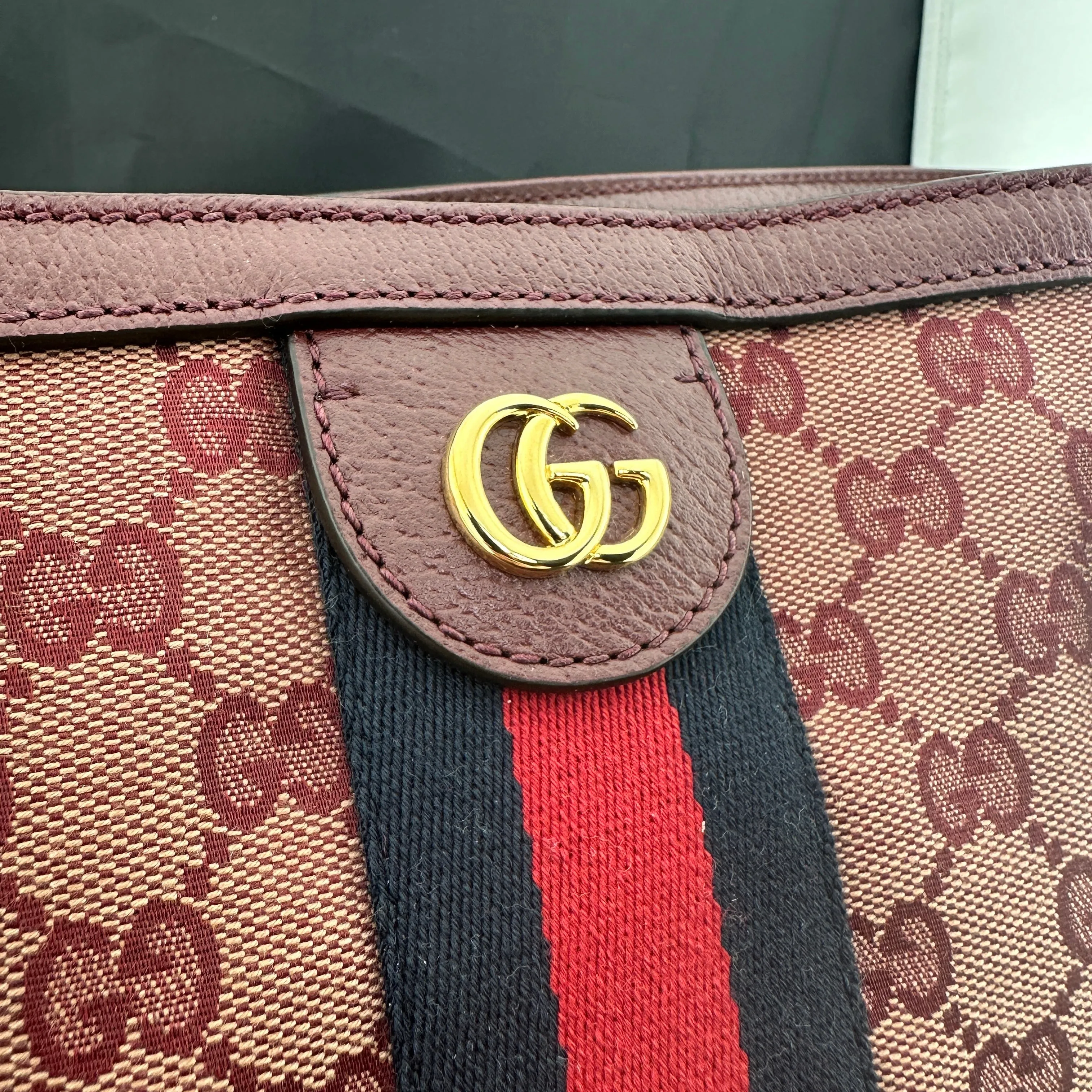 Gucci Ophidia Medium Tote Bag in Burgundy