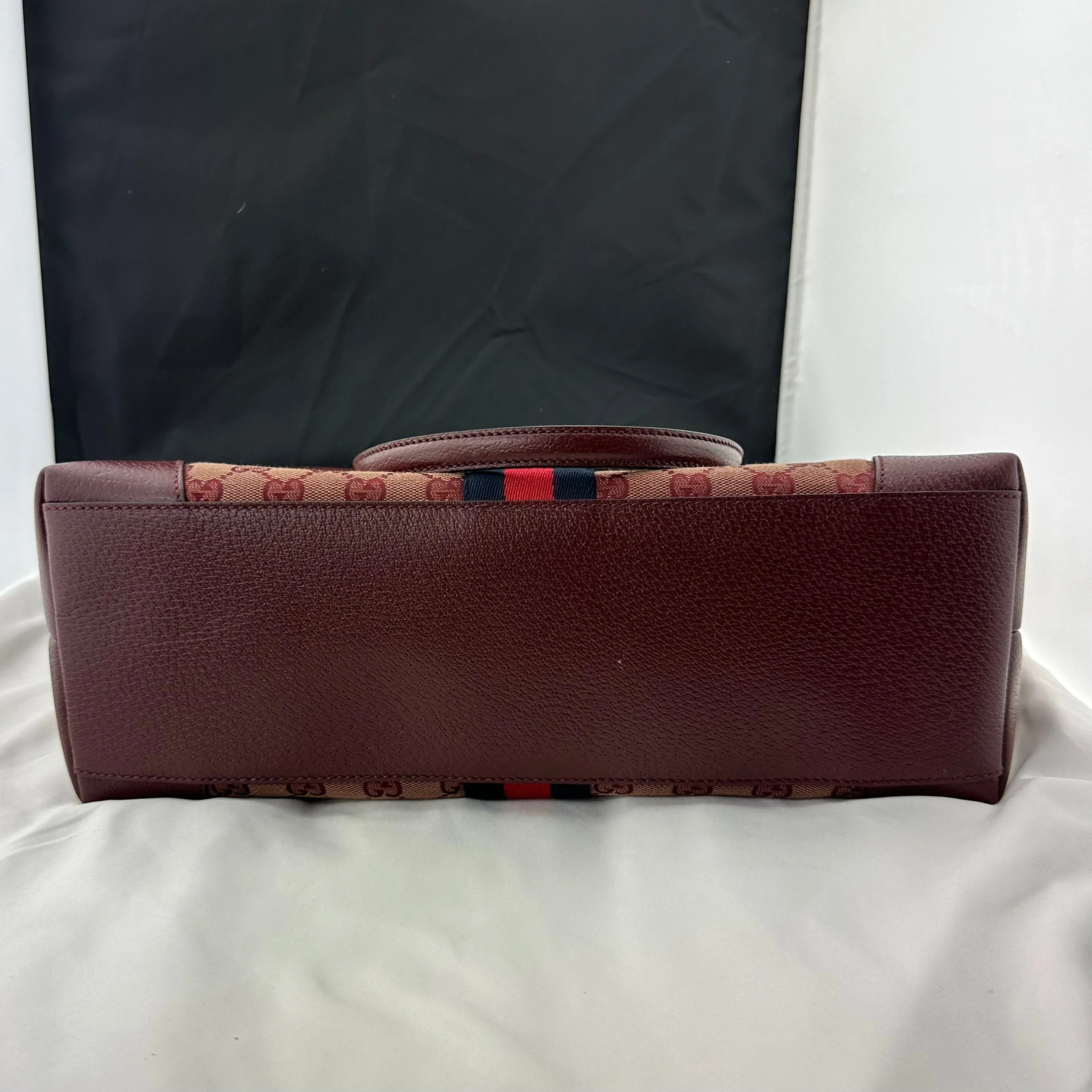 Gucci Ophidia Medium Tote Bag in Burgundy