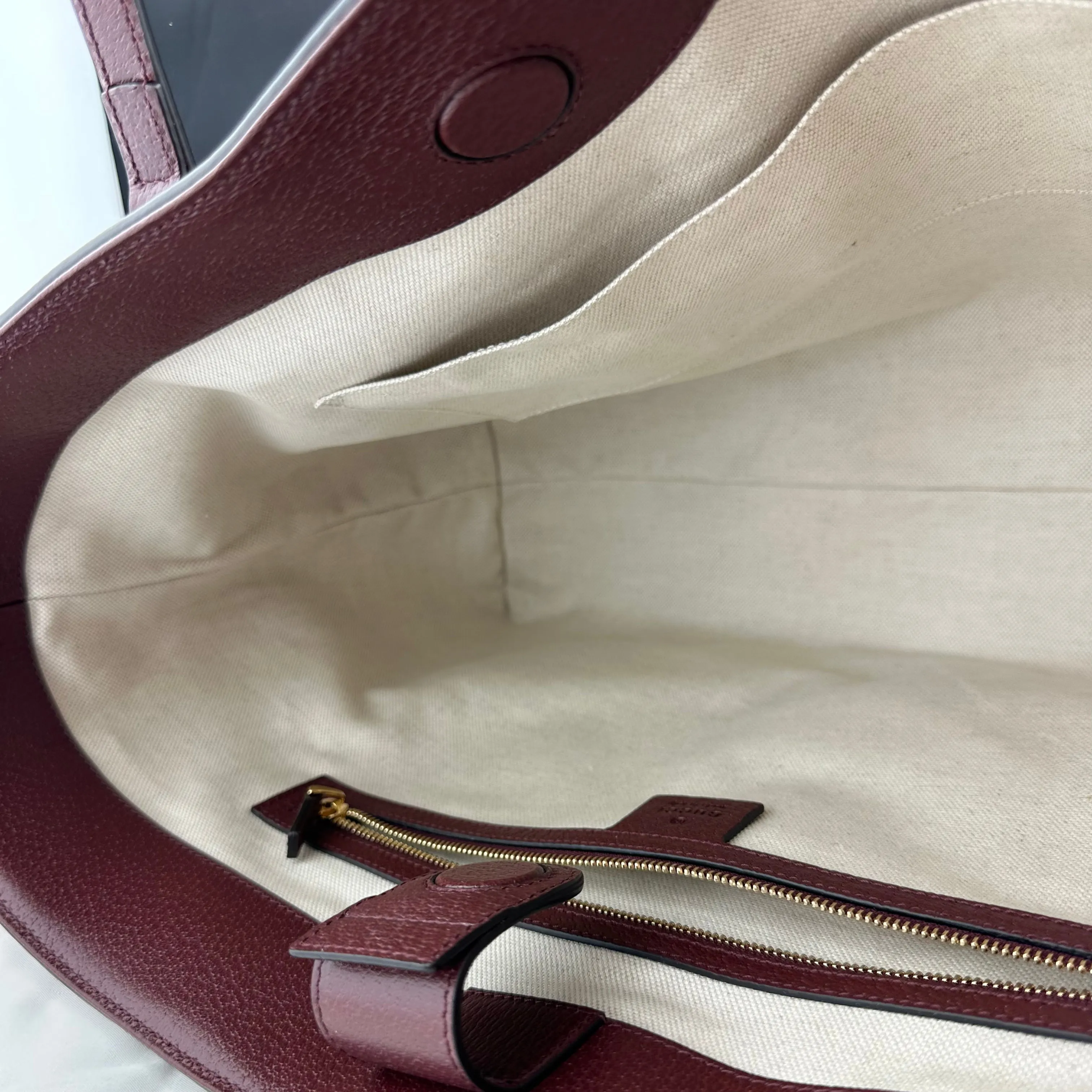 Gucci Ophidia Medium Tote Bag in Burgundy