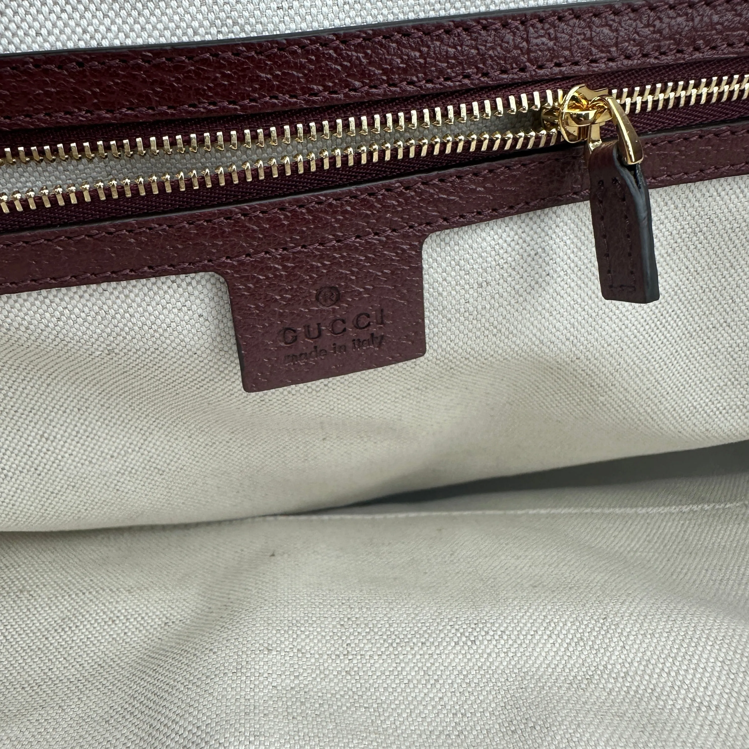 Gucci Ophidia Medium Tote Bag in Burgundy