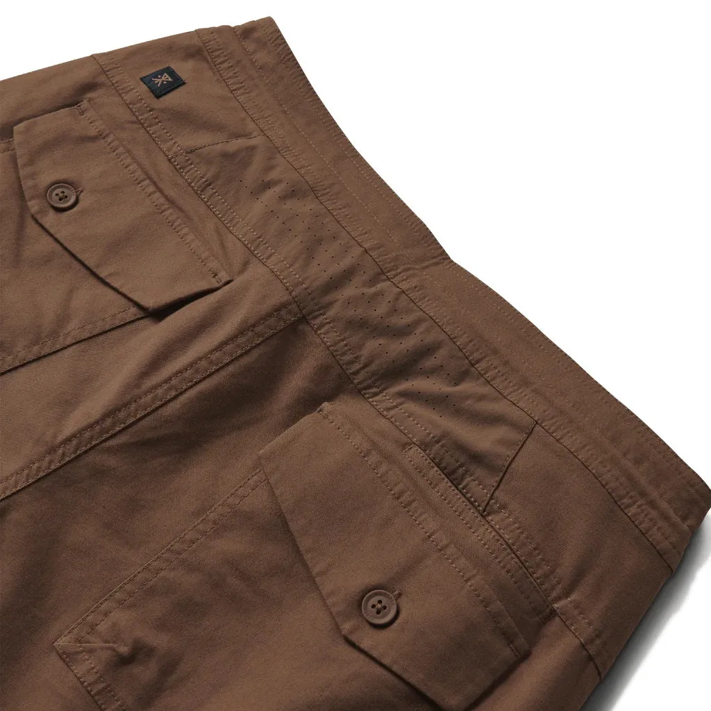 Layover Shorts 19"