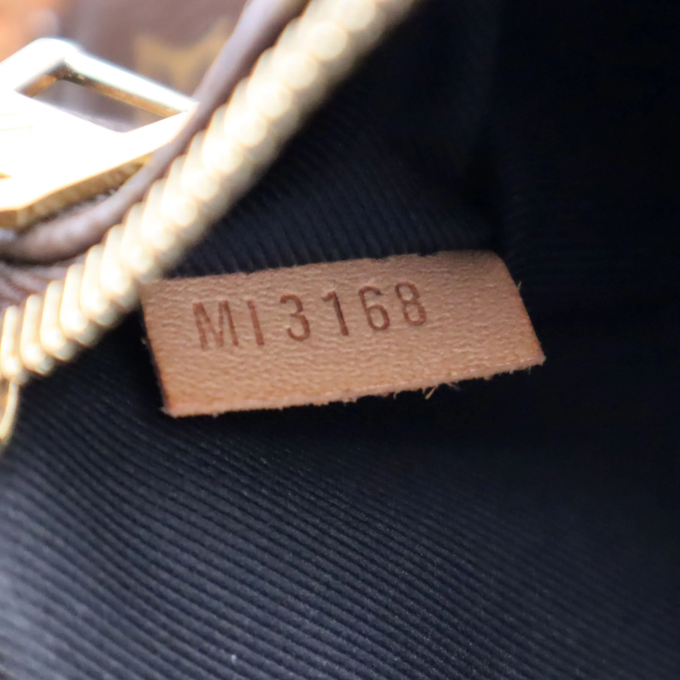 Louis Vuitton Monogram Canvas Bum Bag MI3168