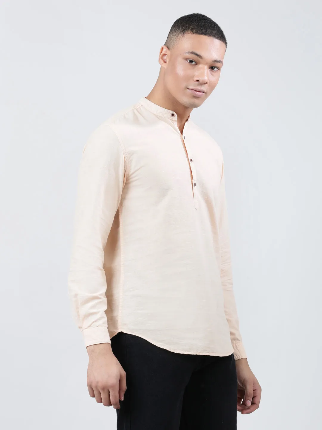 Men Peach Fuzz Slim Fit Cotton Linen Mandarin Collar Solid Casual Kurta