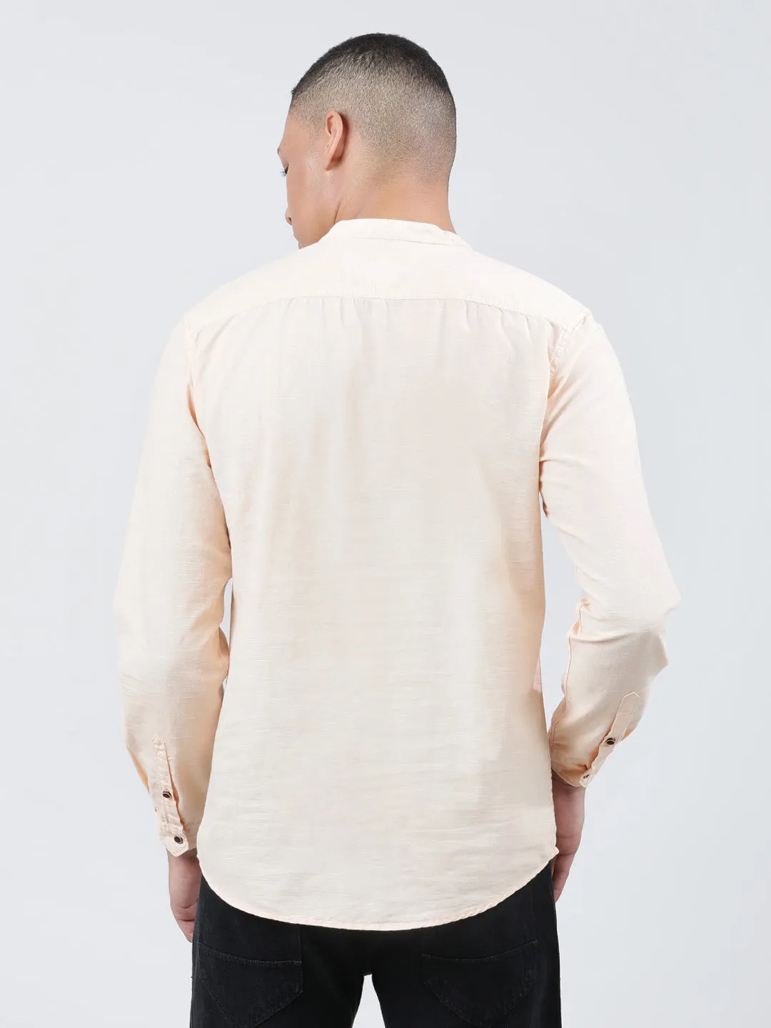 Men Peach Fuzz Slim Fit Cotton Linen Mandarin Collar Solid Casual Kurta