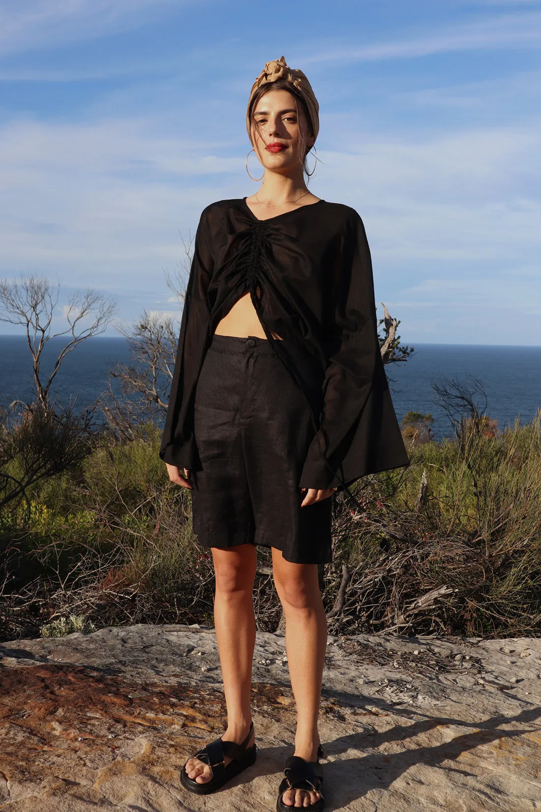Parker Tailored Linen Short Black