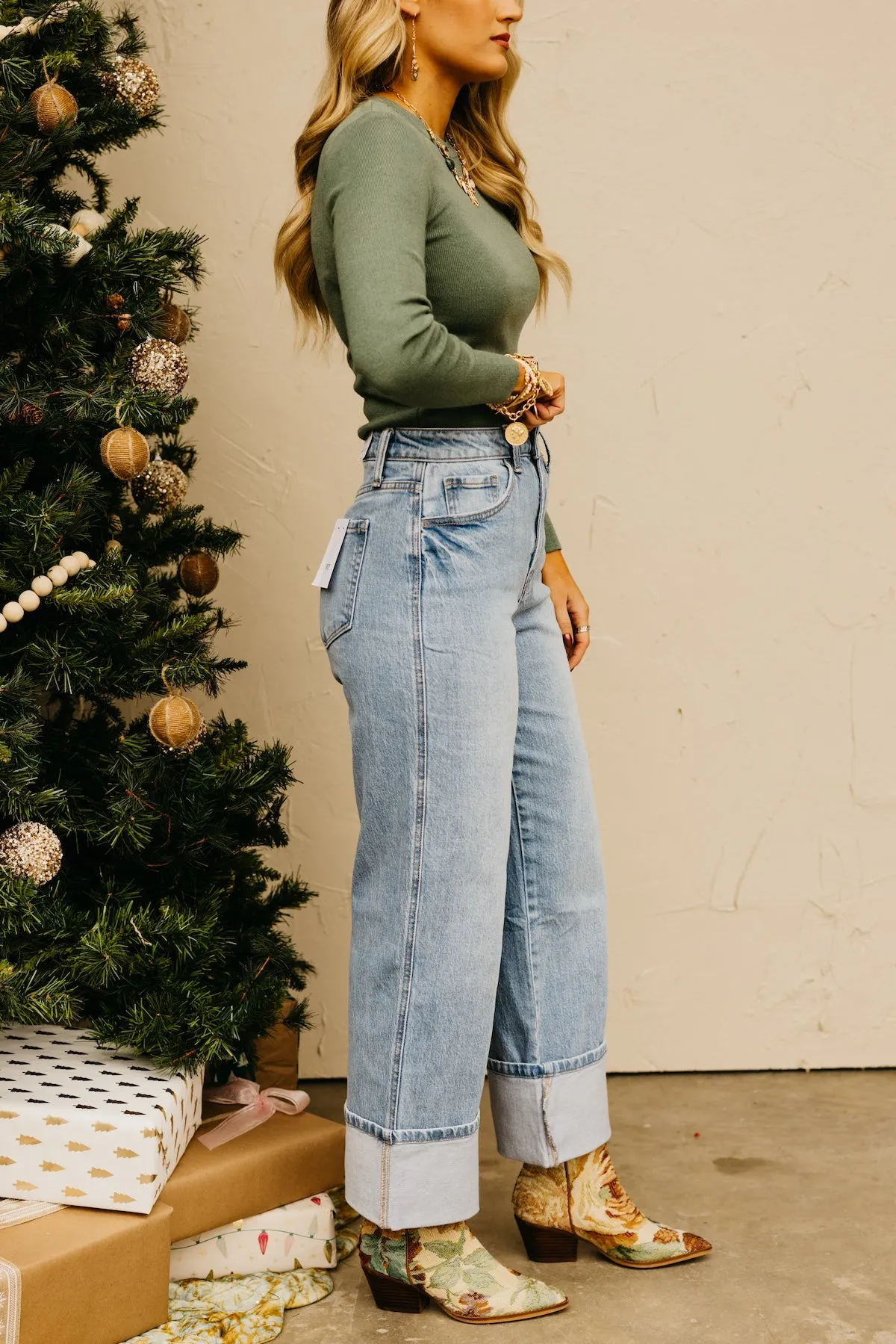 Vervet Denim | The Gabby Cuff Baggy Straight Denim