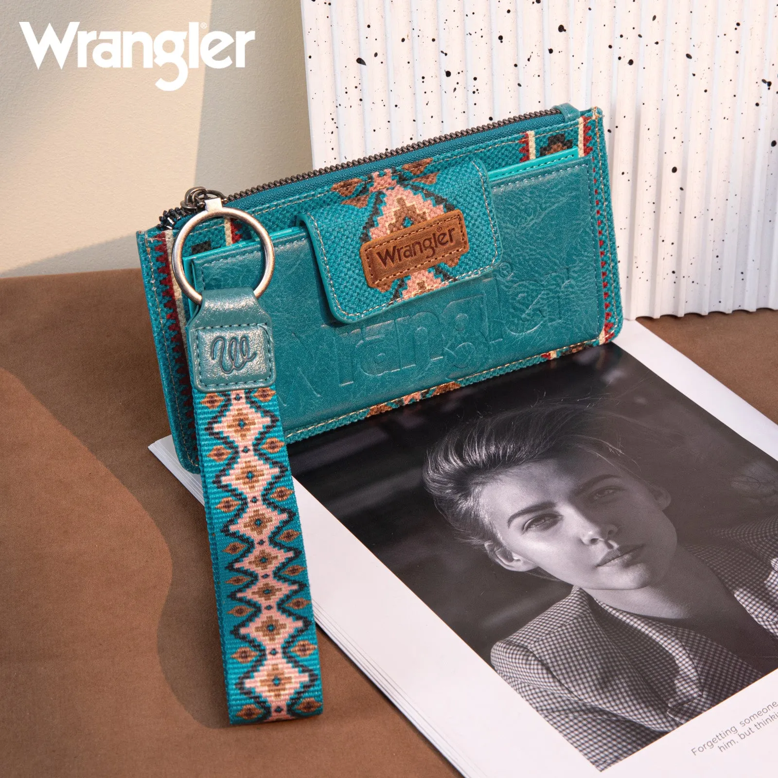 WG139-W013 Wrangler Aztec Print Bi-Fold Wallet Wristlet - Dark Turquoise