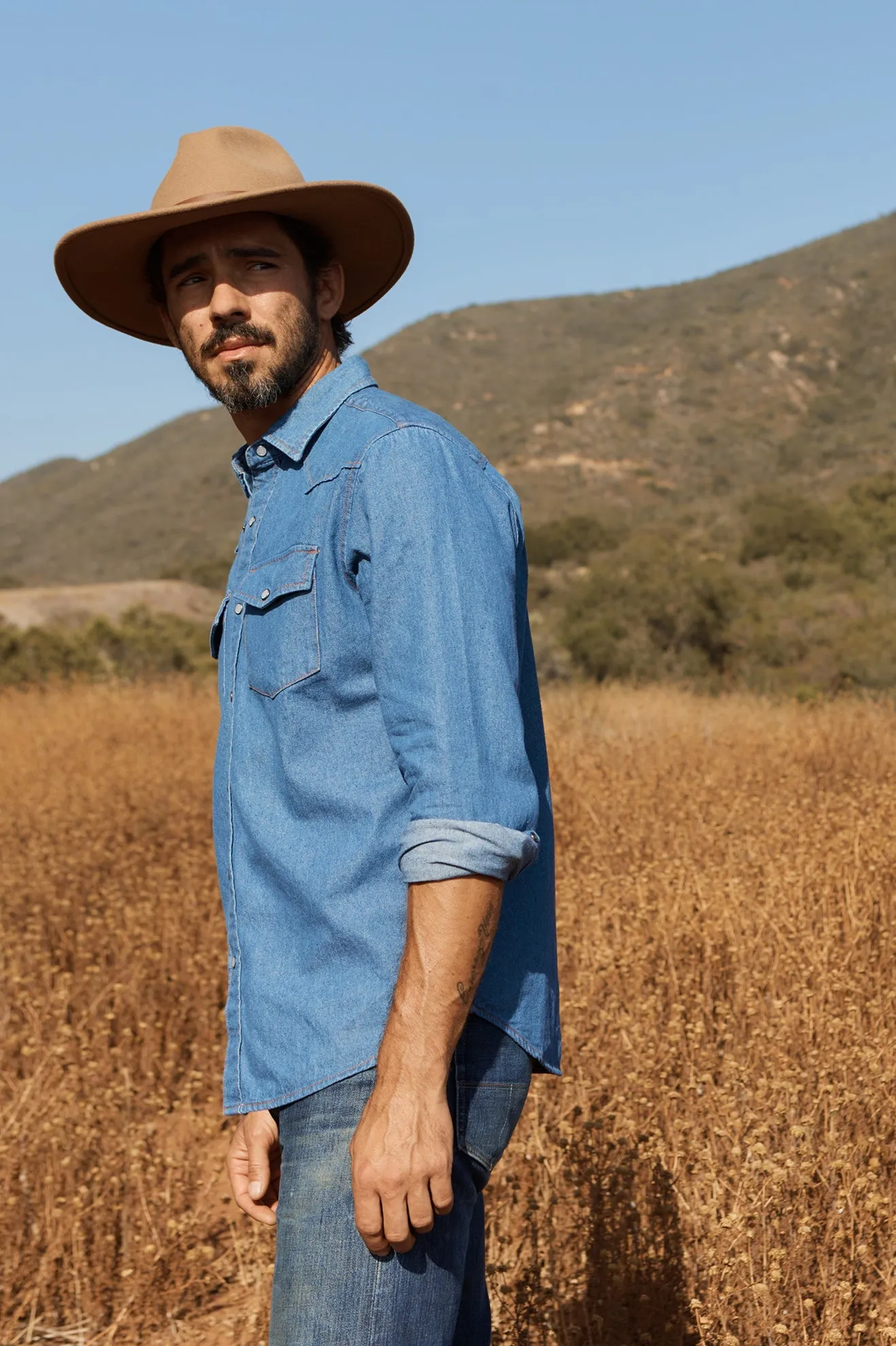 Willie Nelson L/S Woven - Worn Denim