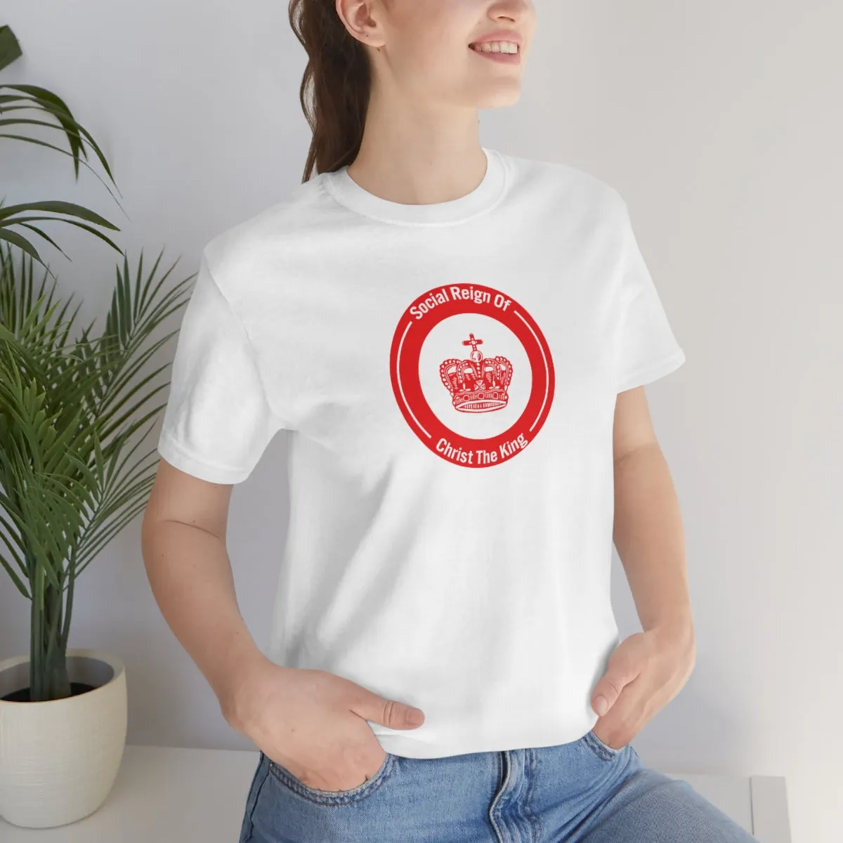 Woman's Christian Catholic Religious Christ the King Crown Red Jersey Short Sleeve Tee