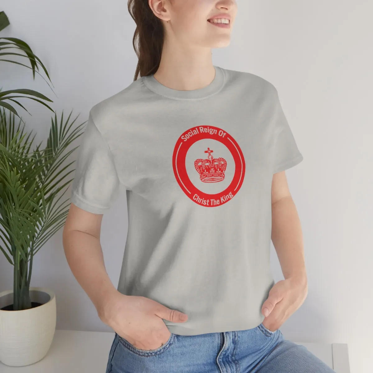 Woman's Christian Catholic Religious Christ the King Crown Red Jersey Short Sleeve Tee
