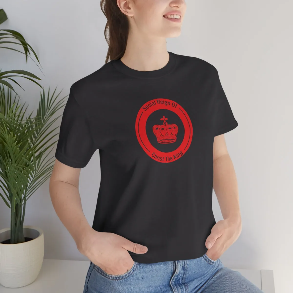 Woman's Christian Catholic Religious Christ the King Crown Red Jersey Short Sleeve Tee